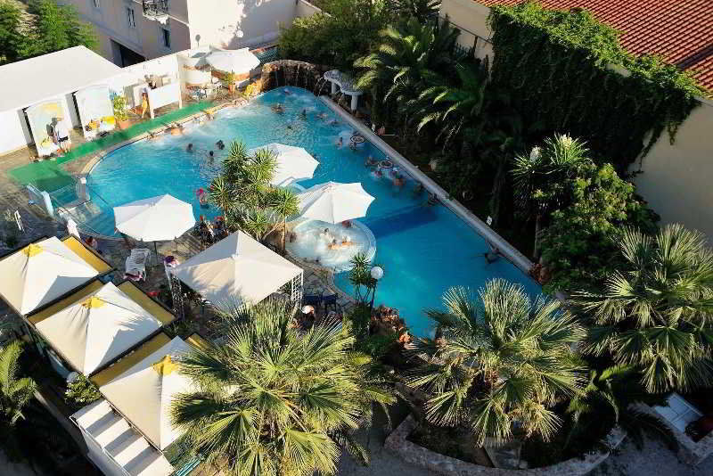 Kentrikon Hotel & Spa Loutra Edipsou  Exterior foto